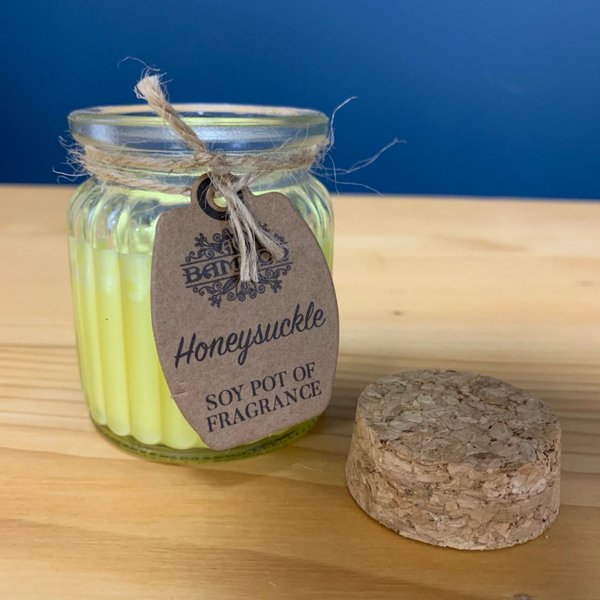 Honey suckle soy candle
