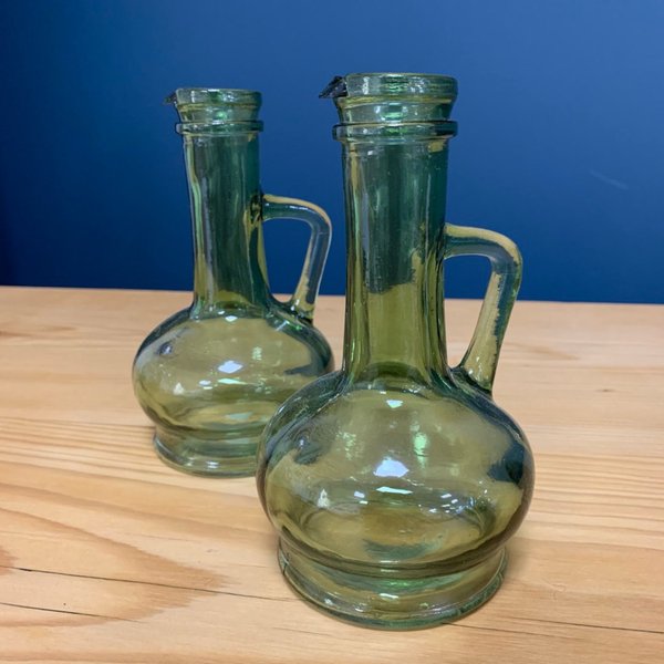Green bubble bottom vase