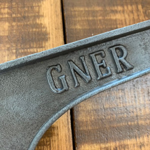 gner window box bracket