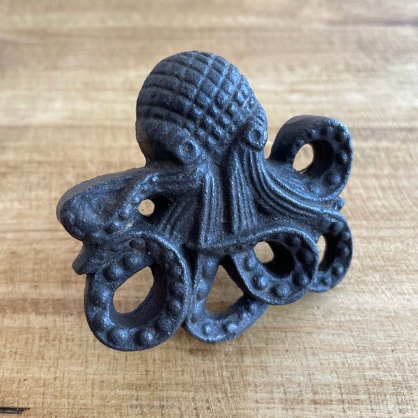 Octopus knob