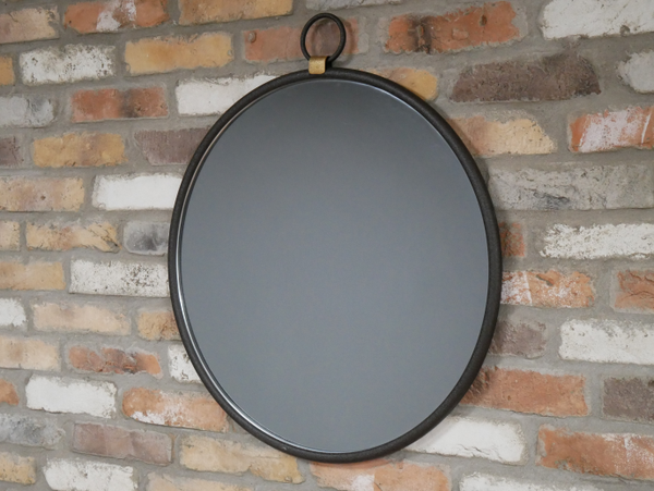 Hoop mirror