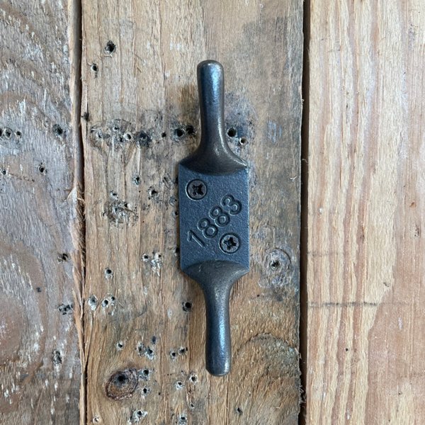 1883 cleat hook